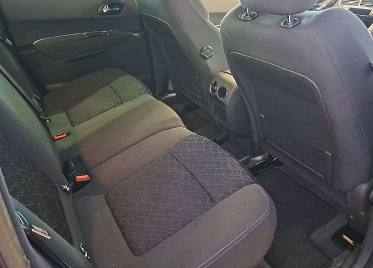 Zunanja slika - Peugeot 3008 - 1.6 e-HDi 115 AVT. KOT NOV-KREDIT BREZ POLOGA... - 9