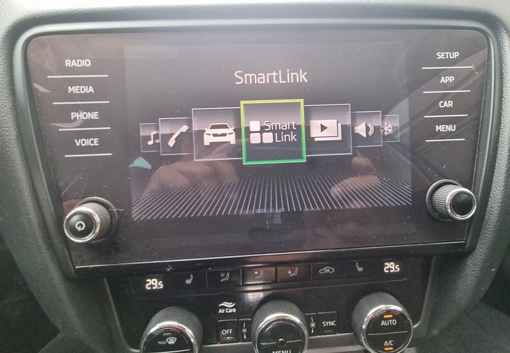 Zunanja slika - Škoda Octavia - Combi 2.0 TDI Ambition DSG 1.LASTNIK. SERVISNA - 11