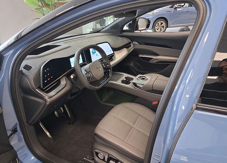 Zunanja slika - Hongqi - - EHS7 - 6