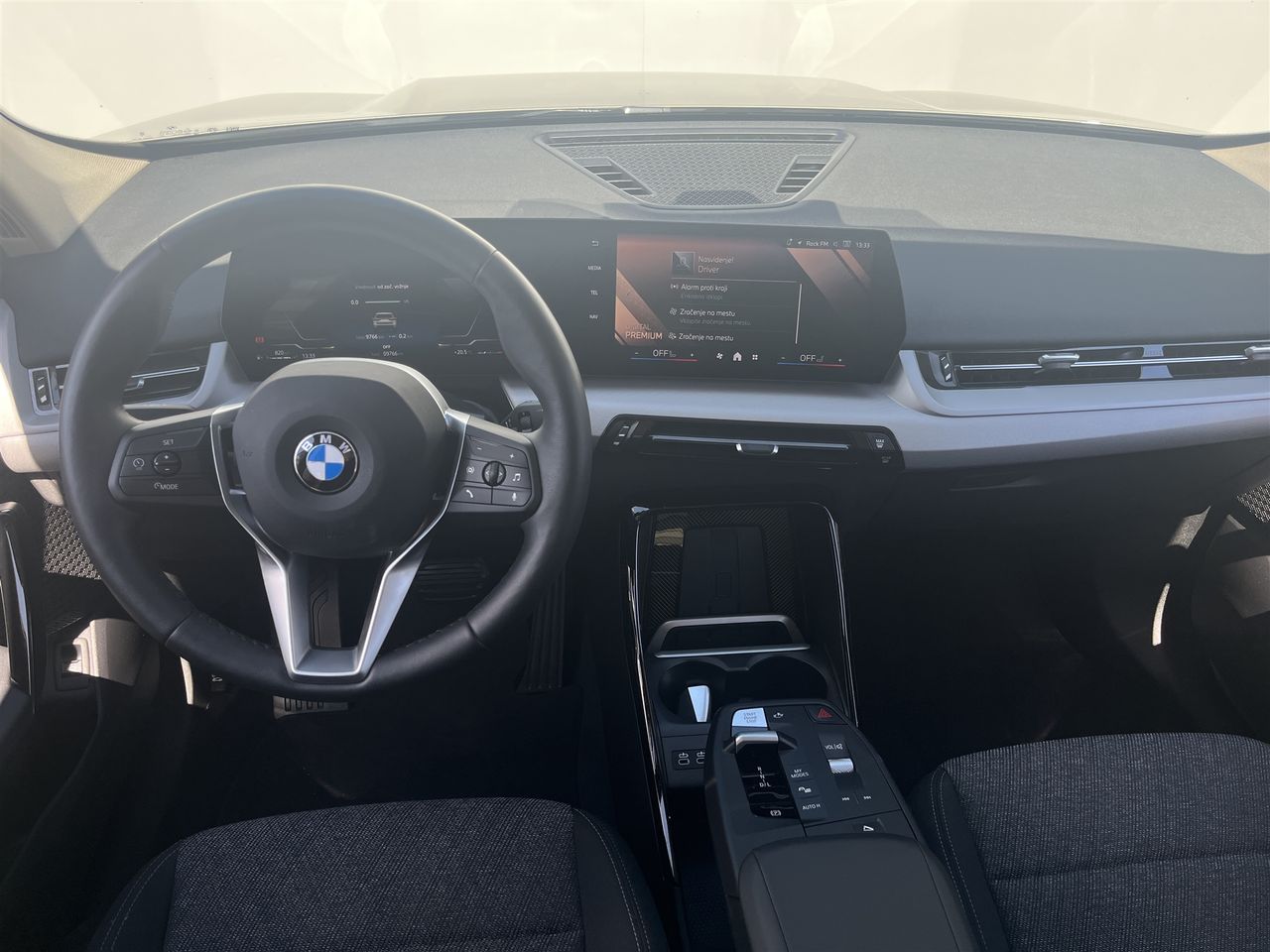 Zunanja slika - BMW X1 - sDrive18d - 7