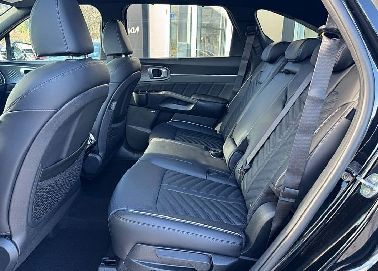 Zunanja slika - KIA Sorento - 2.2 TCi EX Limited Pan.AWD 7s 8DCT 142kW - 9