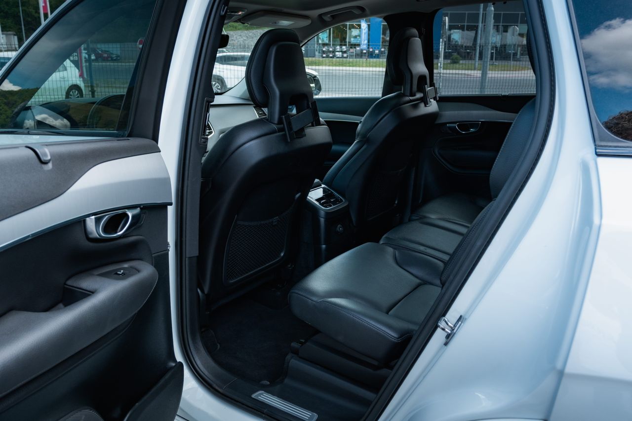 Zunanja slika - Volvo XC90 - T8 Recharge AWD R-Design Avt. - 10