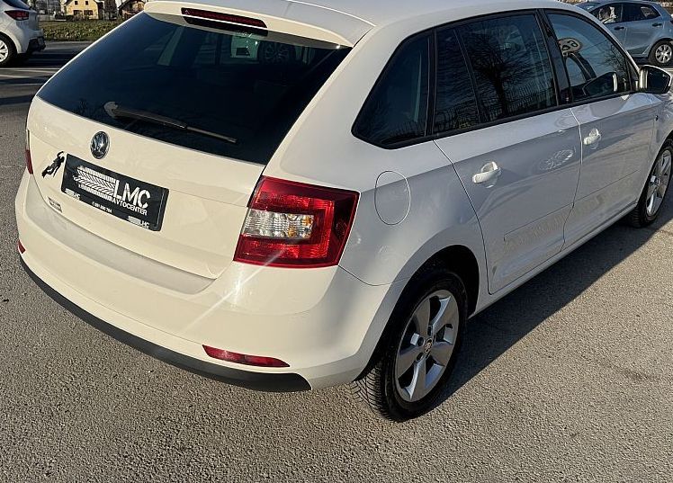 Zunanja slika - Škoda Rapid - 1.6 TDI 105ks °1.LASTNIK° °SLO-POREKLO° °ODLIČEN° - 4