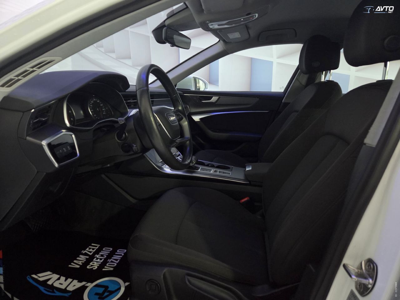 Notranja slika - Audi A6 - Avant 45 TDI quattro Tiptronic - 10