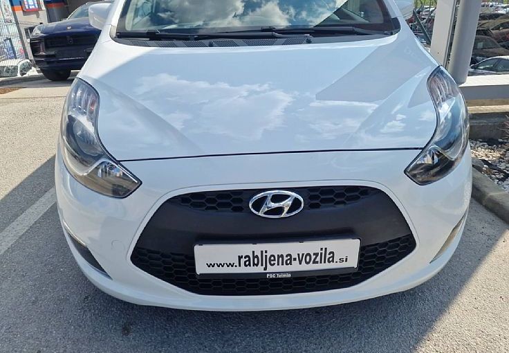 Zunanja slika - Hyundai ix20 - 1.4 CRDI COMFORT SAMO 118450 KM - 2