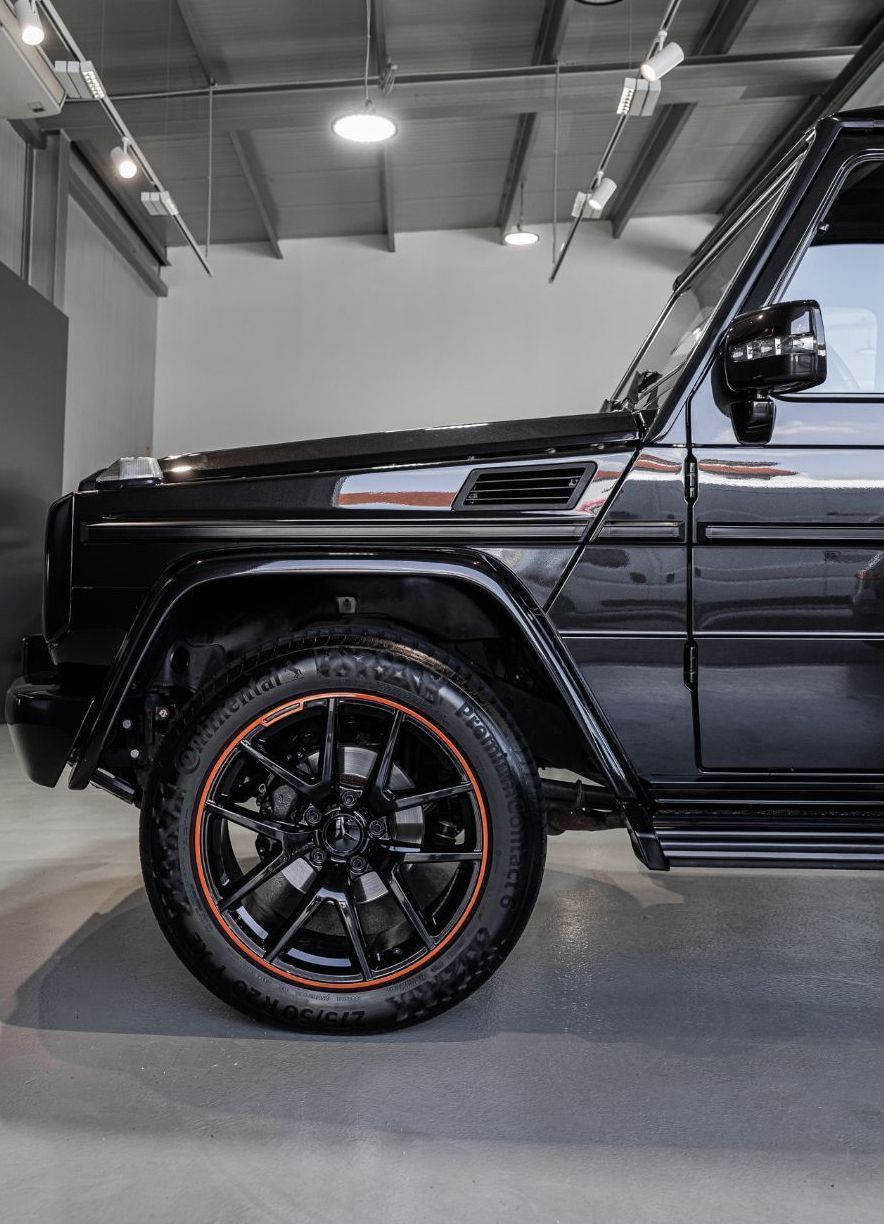 Zunanja slika - Mercedes-Benz G-Razred - G350D-PANO-USNJE-NAVI-HLAJ.SED-TEMPOMAT-20C - 8
