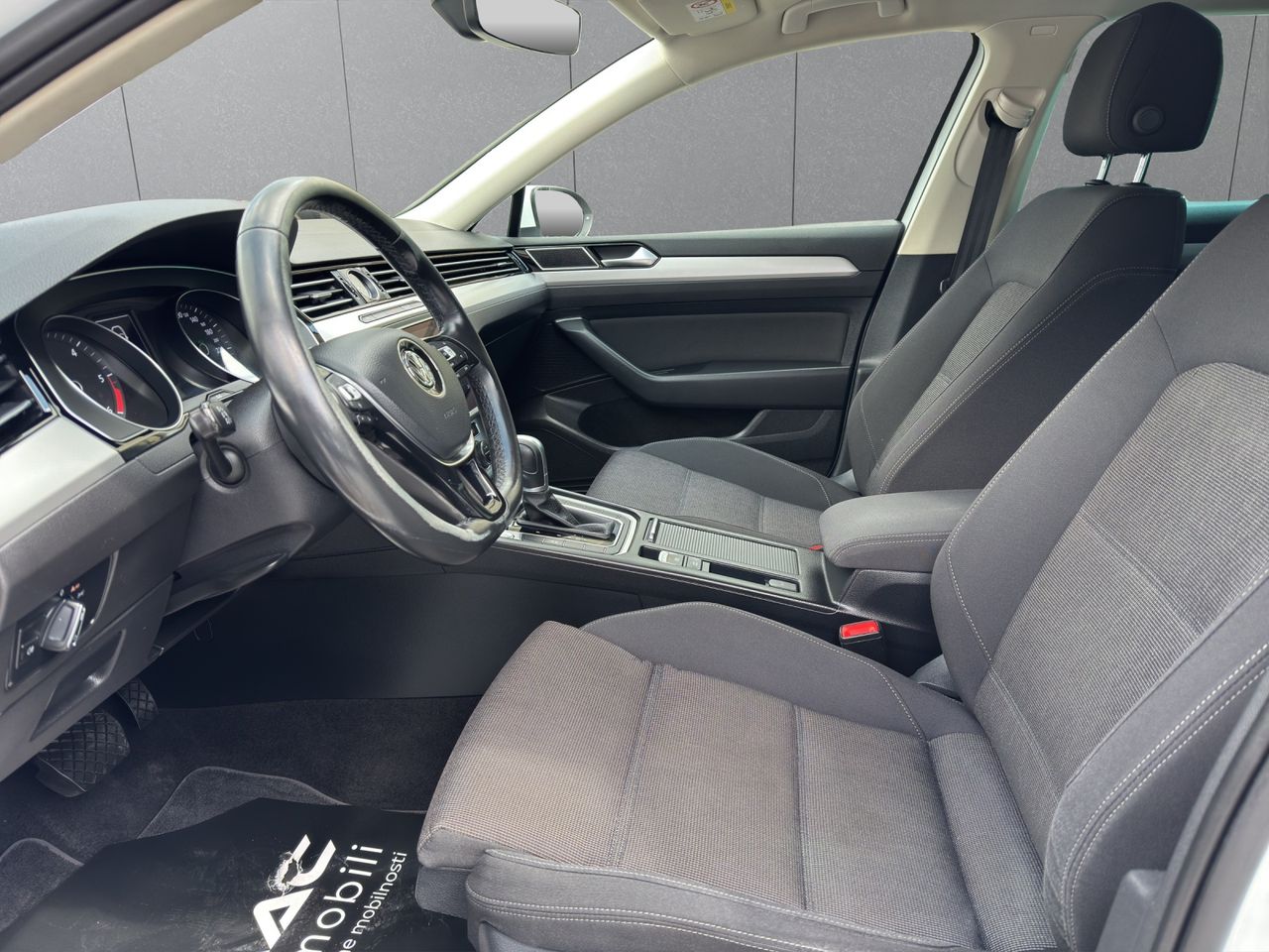 Zunanja slika - VW Passat - 2,0 TDI BMT Comfortline DSG - 6