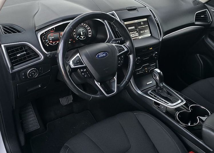 Zunanja slika - Ford S-MAX - 2.0TDCi AUT. Titanium LED•ACC•BLIS•NAV•KEYLESS•17C - 5