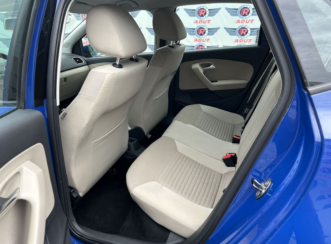 Zunanja slika - VW Polo - 1.6 TDI DPF Highline 66  90  PARK. NAVI. 1 LET.J.. - 14