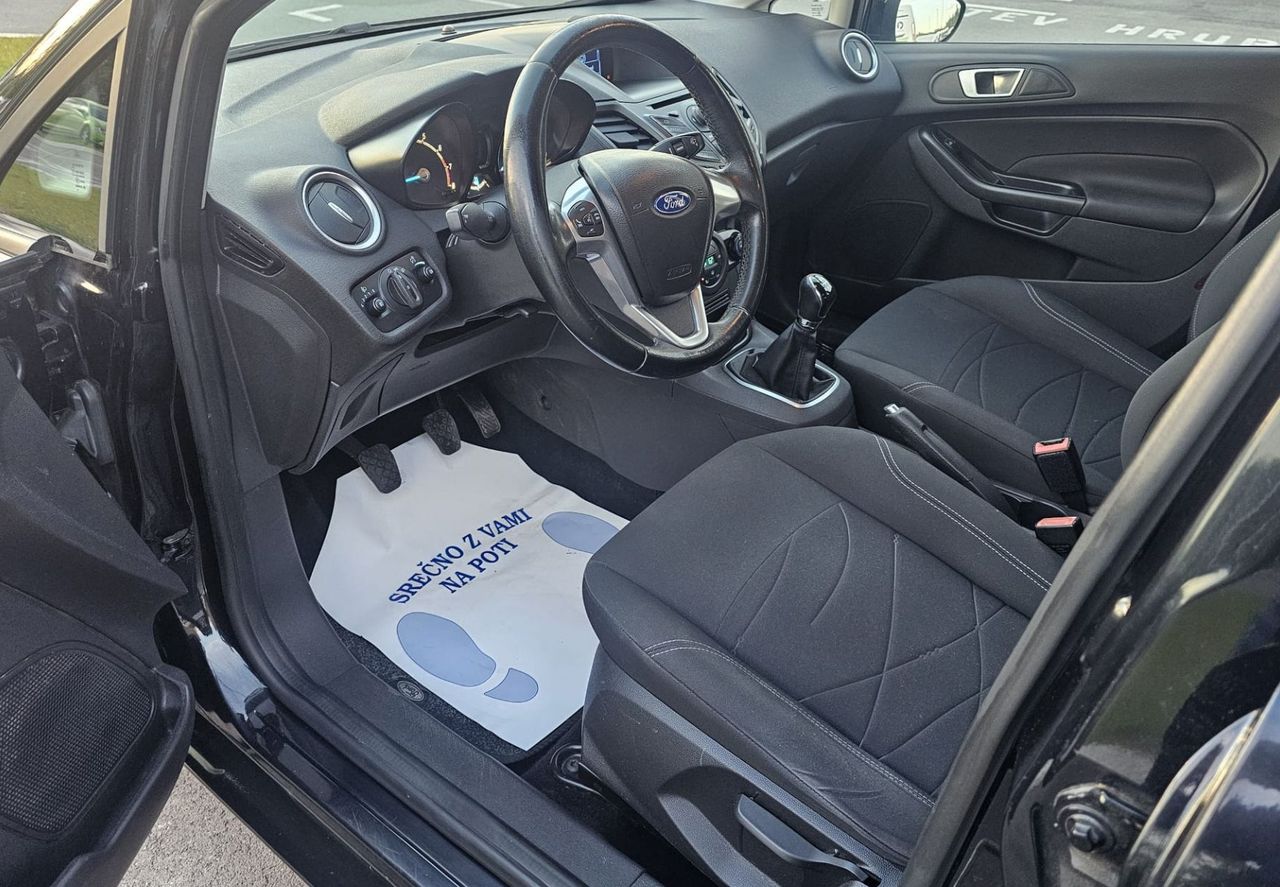 Zunanja slika - Ford Fiesta - 1.4 Trend|SLO|multifunkcija|AVTOklima|bluetooth|USB - 6