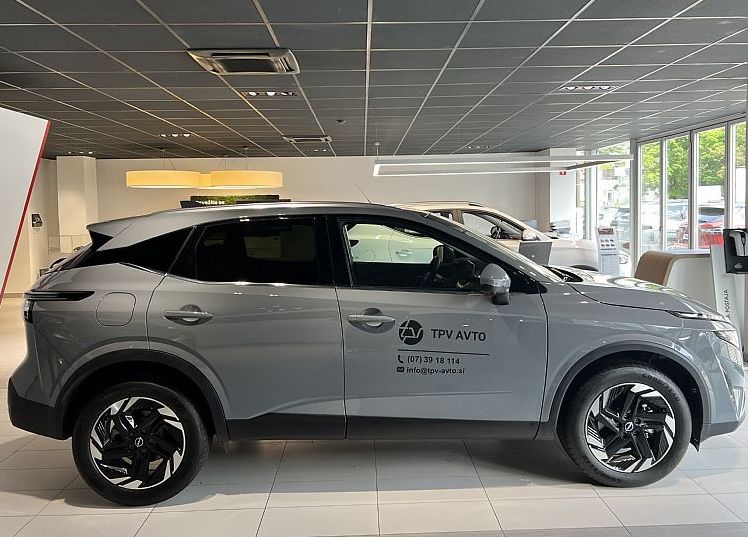 Zunanja slika - Nissan Qashqai - 1.3 DIG-T 158 X-Tr. N-CONNECTA 8 let jamstva - 2