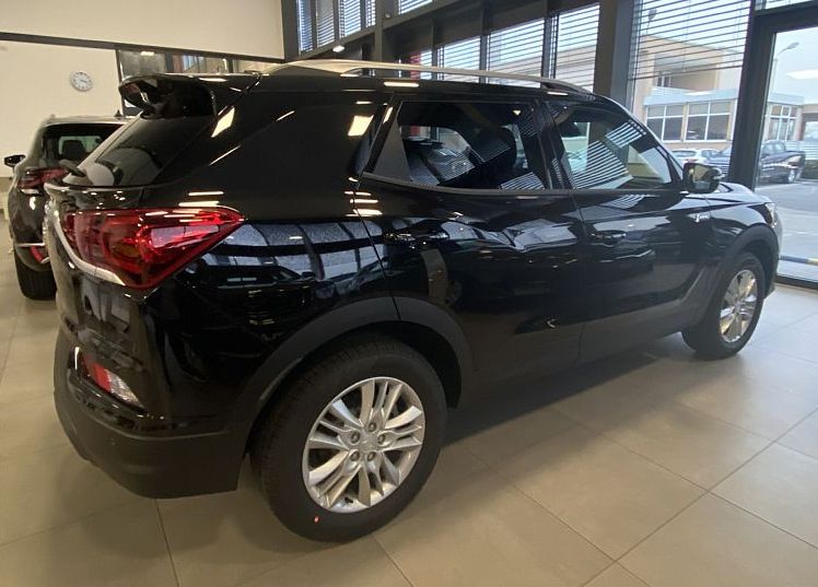 Zunanja slika - SsangYong Korando - 1.5 T-GDI Smart 4WD M T - 6