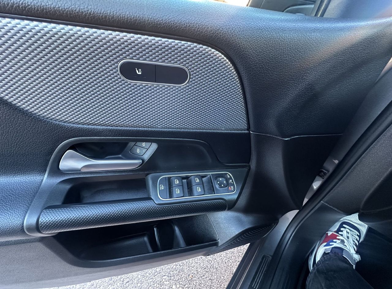 Zunanja slika - Mercedes-Benz GLB-Razred - GLB 200 d Avt..KAMERA.NAVI.LED.USNJE.SAMO 100.000 - 14