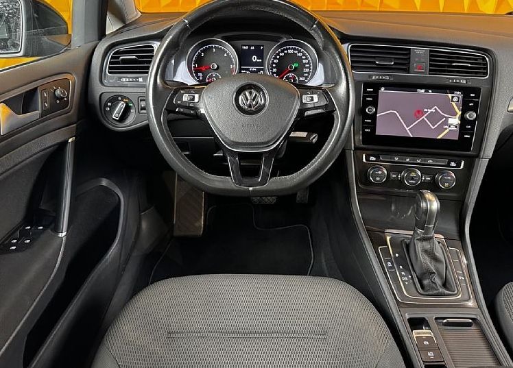 Zunanja slika - VW Golf - 1.6 TDI AUT.-NAVI-PDC-TEMP - 13