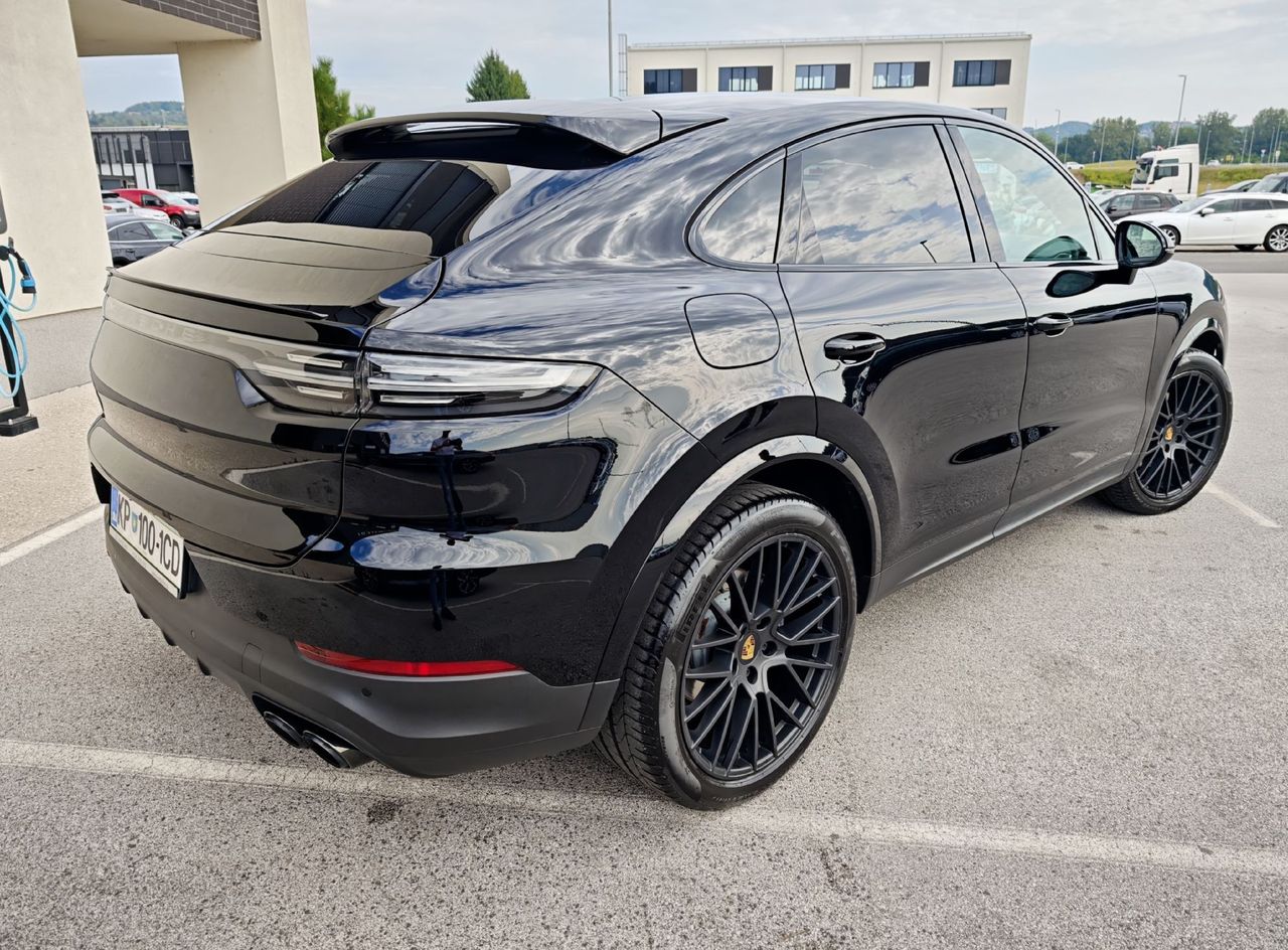 Zunanja slika - Porsche Cayenne - Coupe 3.0 V6 BOSE HEAD UP NIGHT PAKET KAM PANO 21COL - 6
