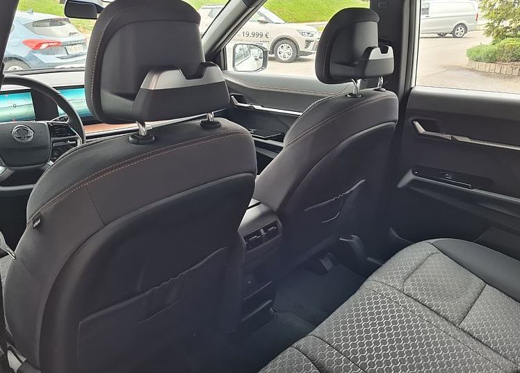 Zunanja slika - KG Mobility Torres - 152.2 kW Explore 2WD - 9