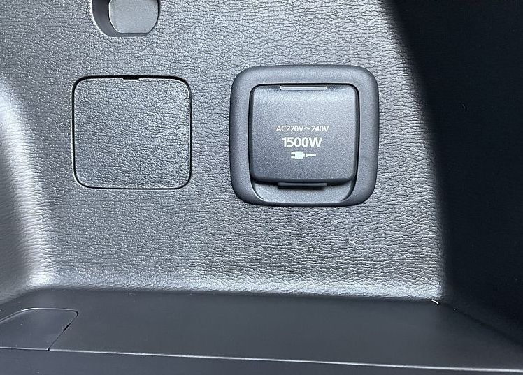 Zunanja slika - Mitsubishi Outlander - 2.4 PHEV Intense Auto - 9