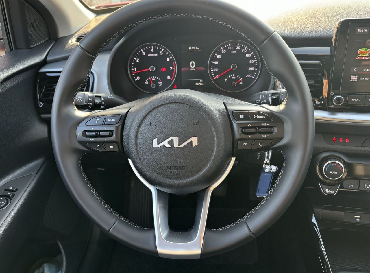 Zunanja slika - KIA Stonic - 1.2 DPI 57.9 kW  79 KM  LX Urban+ M T - 10