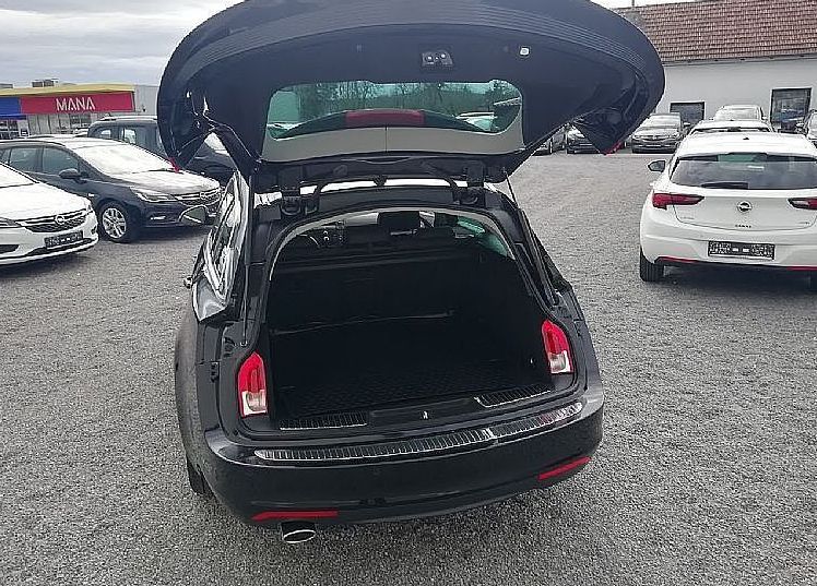 Zunanja slika - Opel Insignia - 2.0 CDTI COSMO 160KM AUTOMATIK-158.000 kilometrov - 9