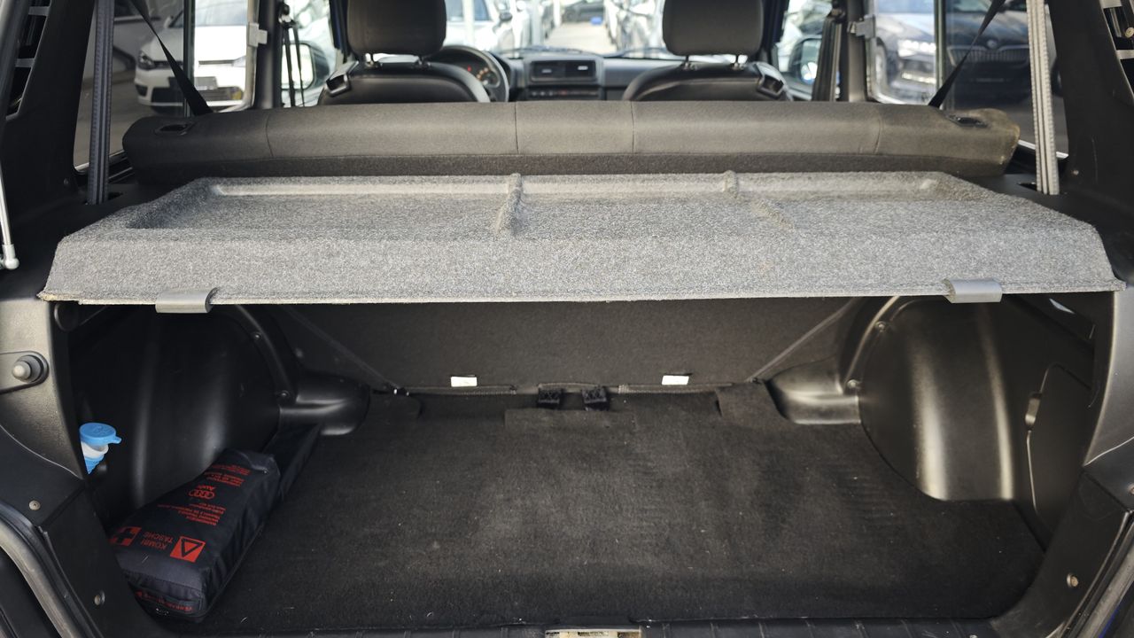 Zunanja slika - Lada Niva - 4x4 1.7 61kW KLJUKA EL.STEKLA - 16