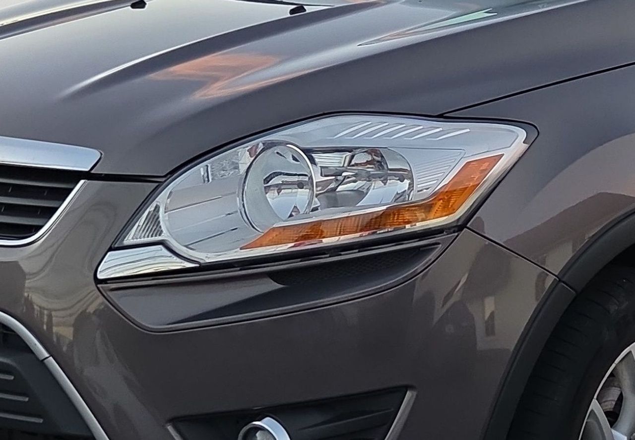 Zunanja slika - Ford Kuga - 2.0 TDCI 103kW DPF 4x2 Titanium - 5