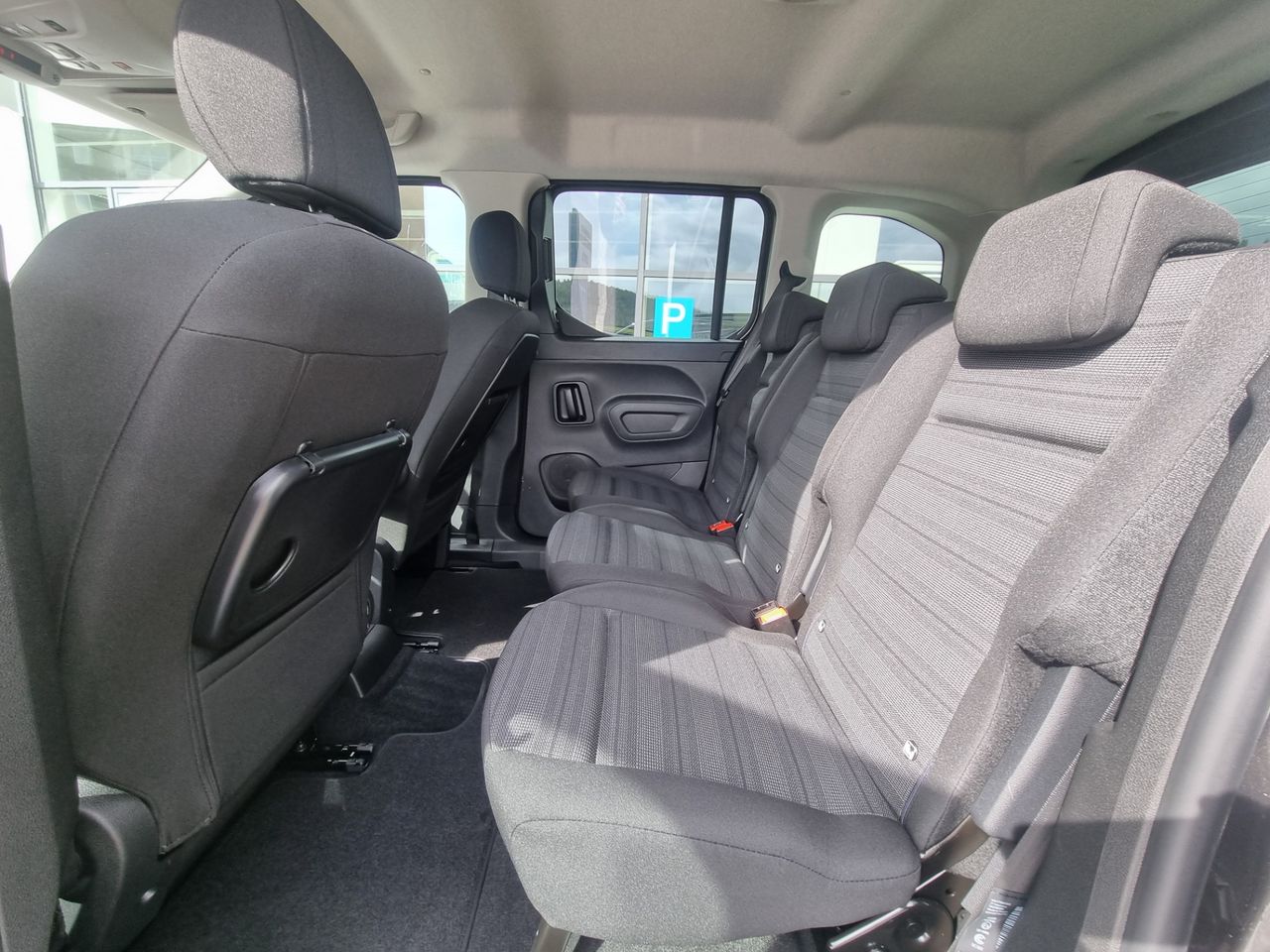 Zunanja slika - Opel Combo - LIFE EV 100KW - 3.000€ SUBVENCIJE - VOZILO JE NOVO - 20