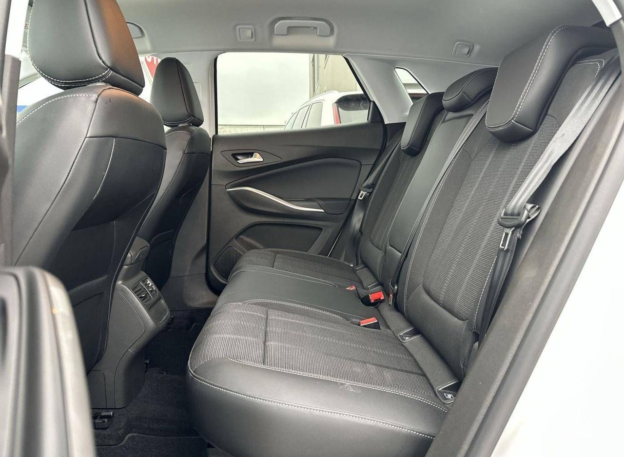 Zunanja slika - Opel Grandland - 1.5 D AUT ACC MRTVI KOT GRETJE SED+VOLAN - 10
