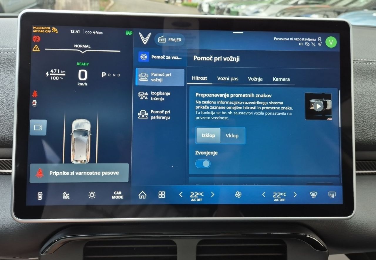 Zunanja slika - Vinfast VF8 - ECO 87.7kWh 350PS AWD - GRATIS POLNILNICA 22KW - 16