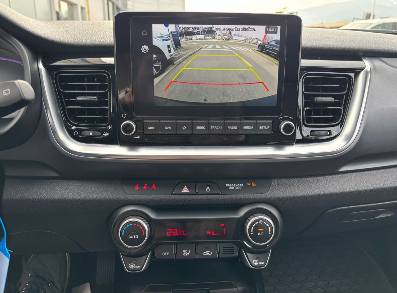 Zunanja slika - KIA Stonic - 1.0 TGDI LX Urban+ DCT SLO-KAMERA-TEMPOMAT - 16