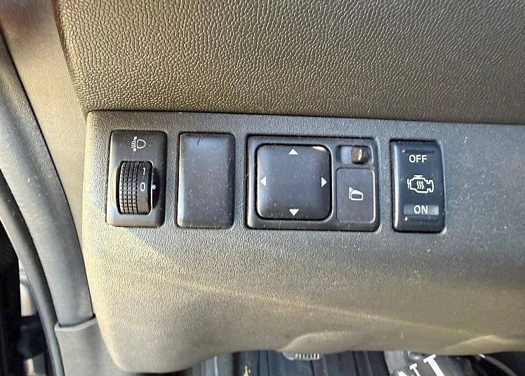 Zunanja slika - Nissan Navara - 2.5 dci 4x4 NA KREDIT BREZ POLOGA - 8