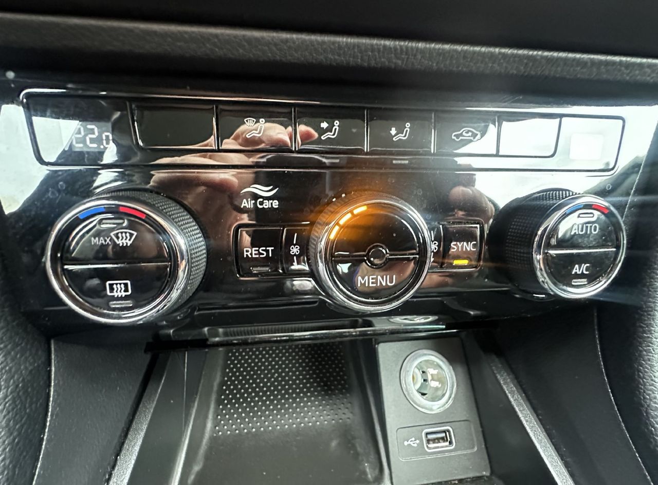 Zunanja slika - Škoda Superb - 2.0 TDI Active DSG.LIMO.KAMERA.NAVI.SAMO 85.000 KM - 10
