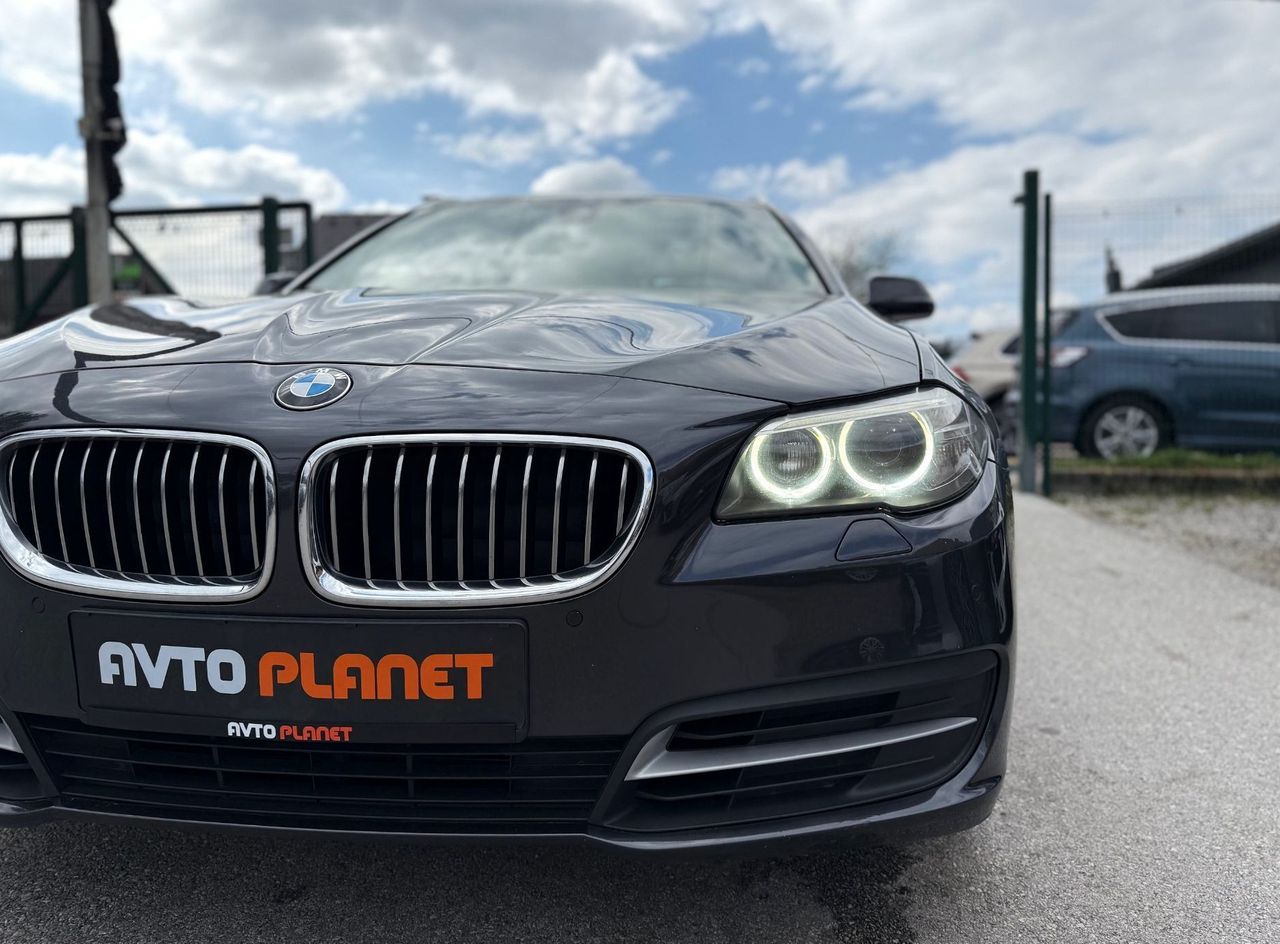 Zunanja slika - BMW Serija 5 - Touring: 525d AUT. LUXURY LiNE DIGITAL PANO HEADuP ALU 1 - 18