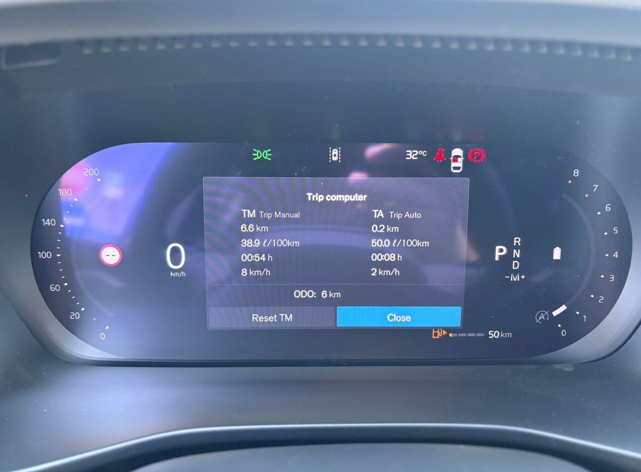 Zunanja slika - Volvo XC40 - B3  P  163hp Core 3 leta garancije + 3 servisi - 11