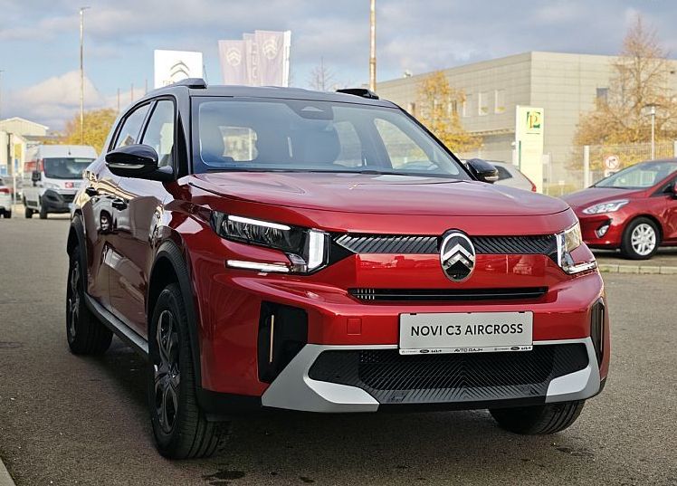 Zunanja slika - Citroën C3 Aircross - PLUS Hibrid 145 avtomatik - 2