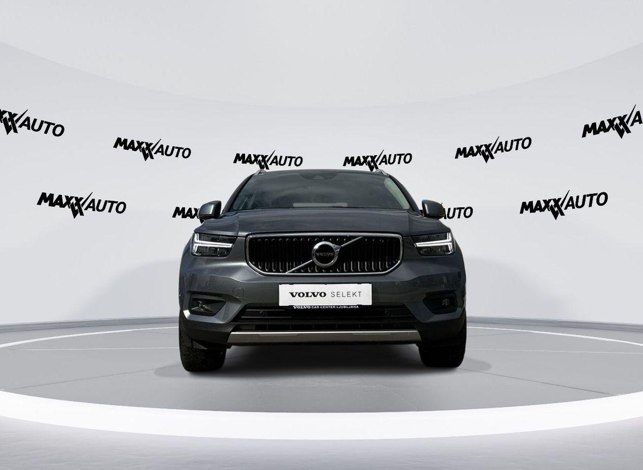Zunanja slika - Volvo XC40 - D4 A AWD - 2