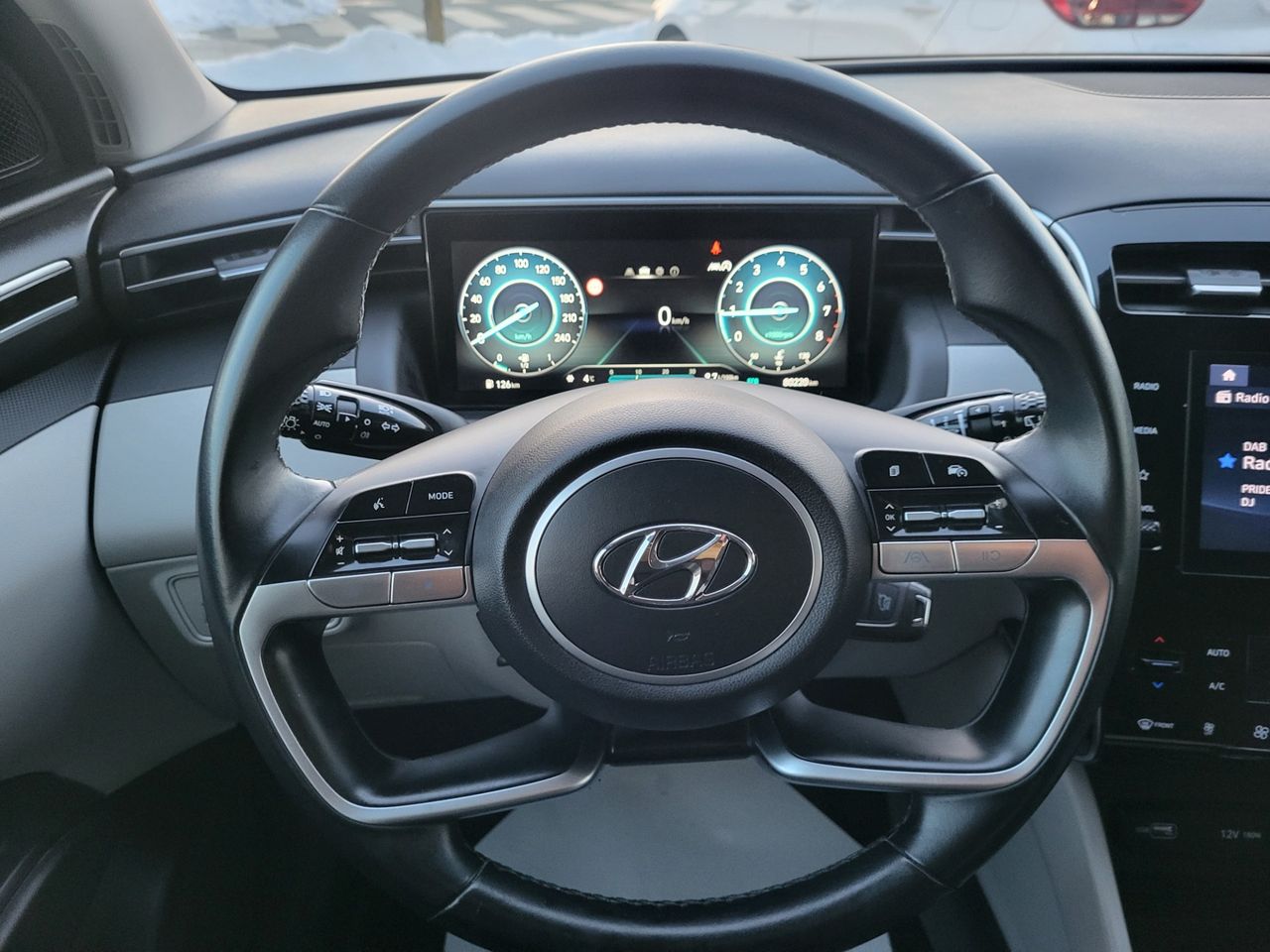 Zunanja slika - Hyundai Tucson - 1.6 T-GDI STYLE slo-1last-acc-alu-temp-pdc-kamera - 7