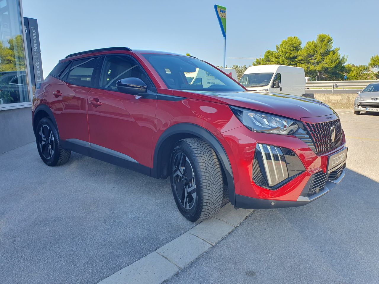 Zunanja slika - Peugeot 2008 - Allure HIBRID 110 - NA ZALOGI - 9