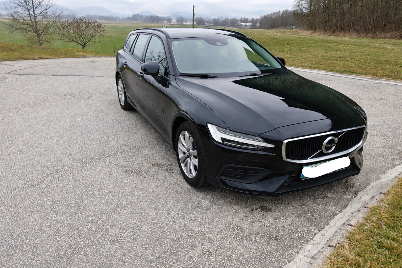 Zunanja slika - Volvo V60 - D3 Momentum Avt. - 2