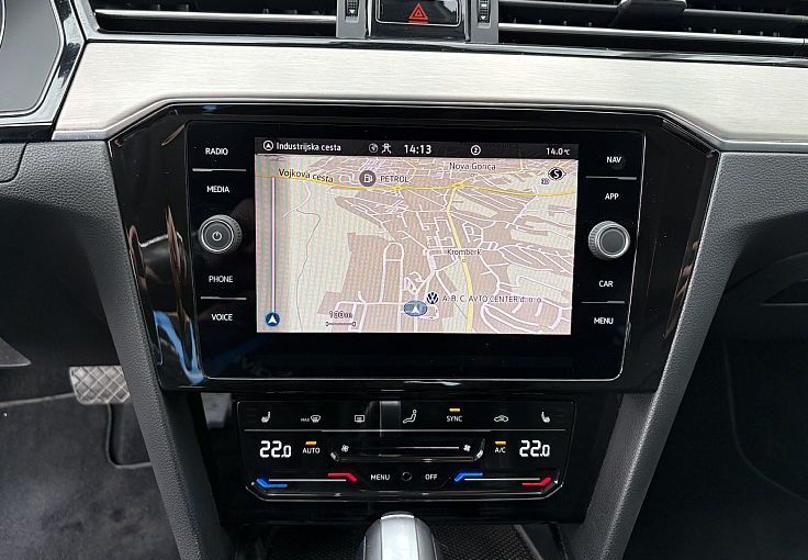 Zunanja slika - VW Passat - Variant 2.0 TDI BMT SCR Elegance DSG - 8