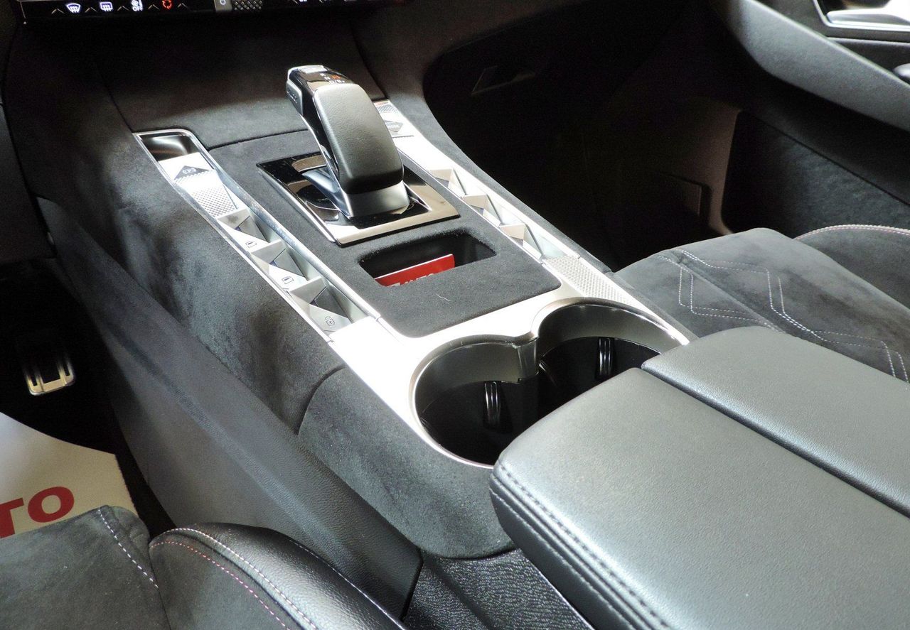 Zunanja slika - DS DS 7 - E-Tense 225 Performance Line Avt. - 19