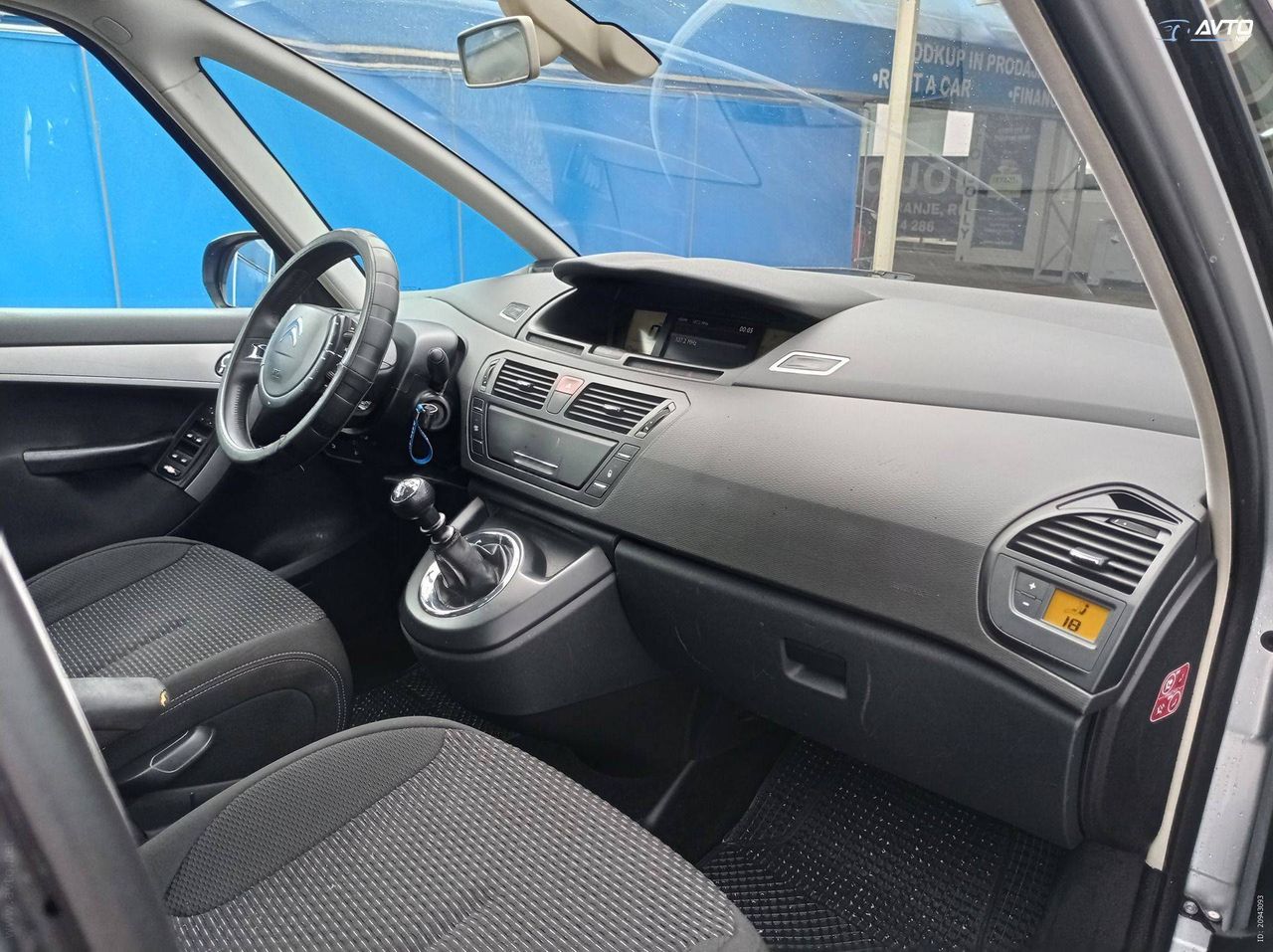 Zunanja slika - Citroën C4 - Picasso 1.6 HDI.OPR.VEL.SERVIS - 11