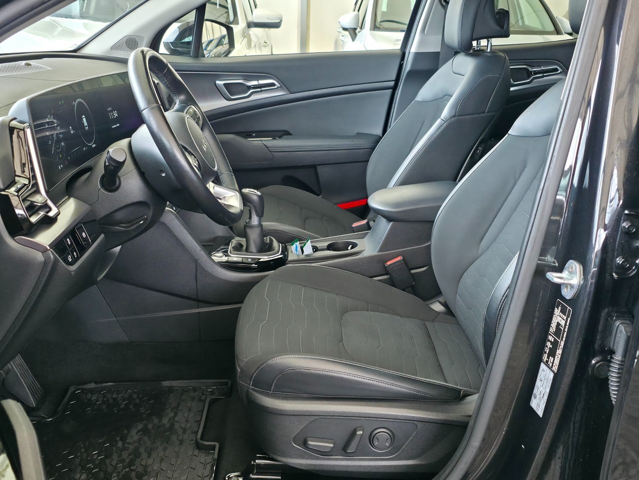 Zunanja slika - KIA Sportage - 1.6 T-GDi 110kW EX Style. M T... - 5