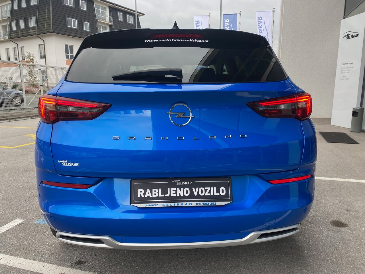 Zunanja slika - Opel Grandland X - 1.6 PHEV 225 ULTIMATE - AVTOMATIK + AKCIJSKA CENA - 20