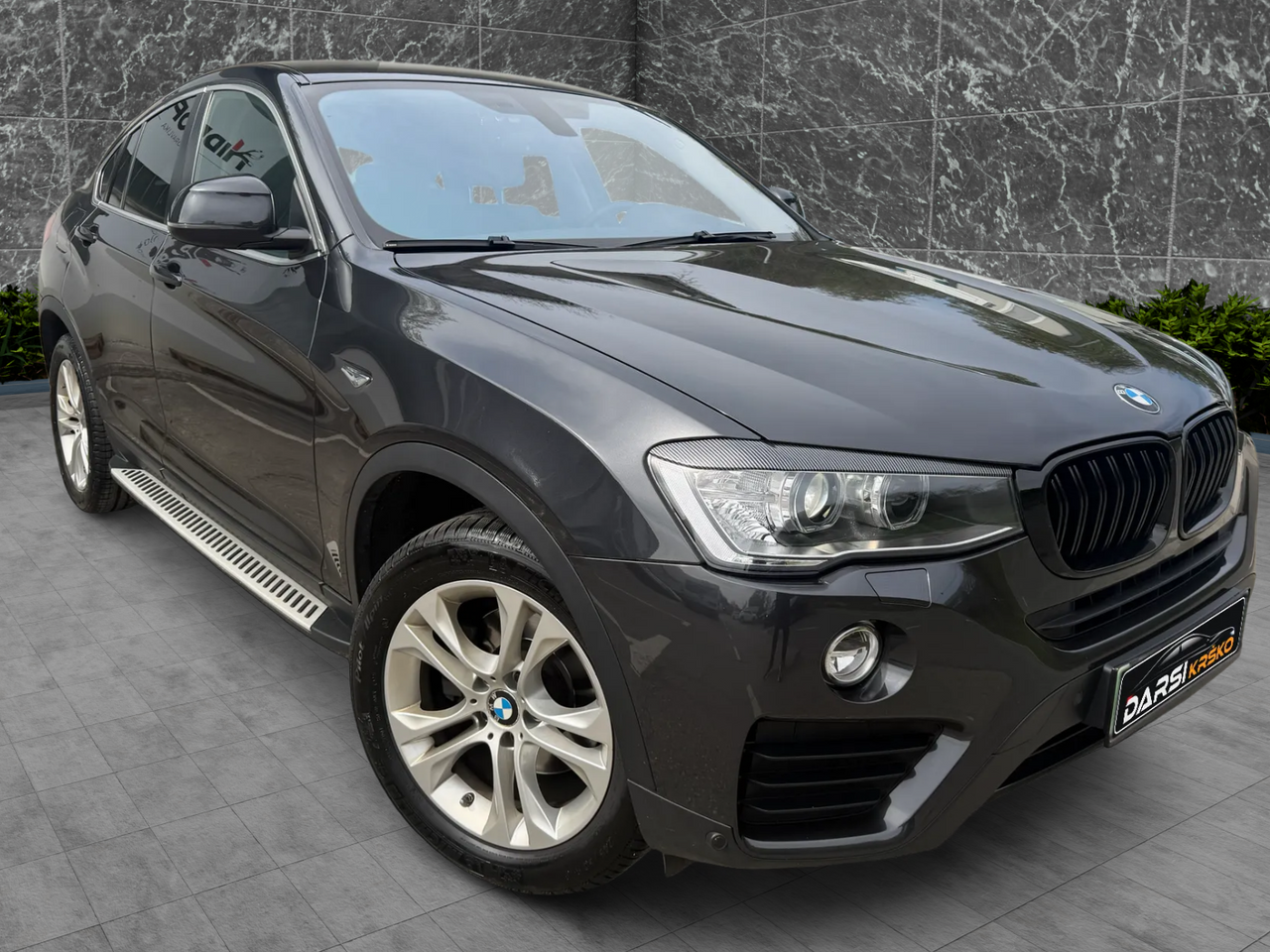 Zunanja slika - BMW serija X4 - X4 xDrive 20i Avt. 75.000km BI-XENON HUD PRIKLOP ALU - 4