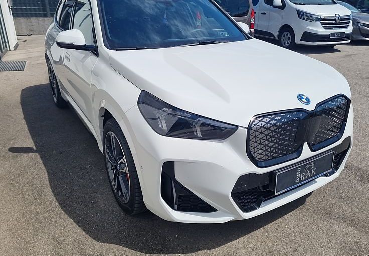 Zunanja slika - BMW iX1 - xDrive30 MSPORT PRO SLOVENSKI. TOV. GARANCIJA - 4