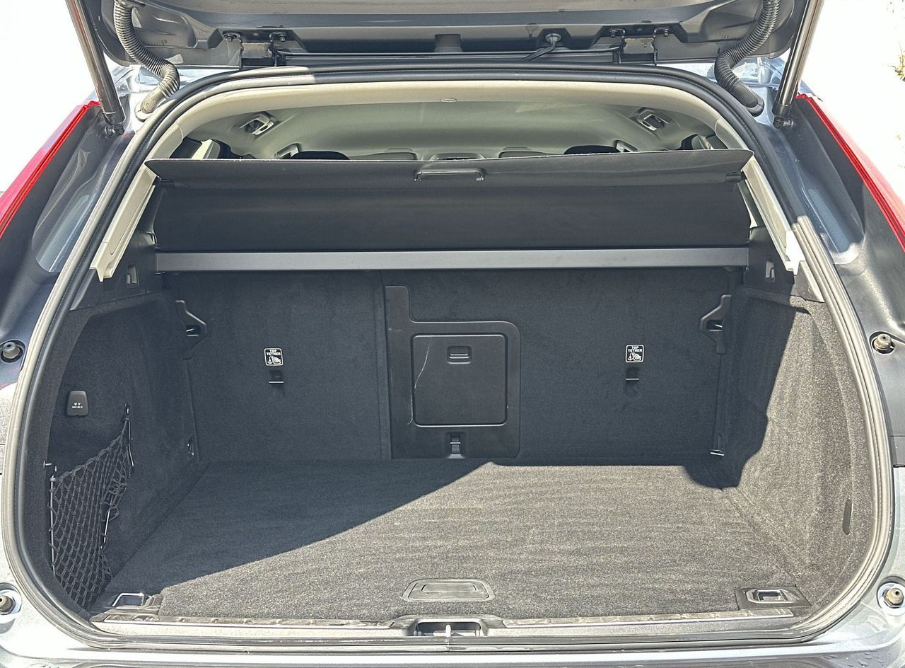 Zunanja slika - Volvo XC60 - B4 D AUT Inscription AWD - 14