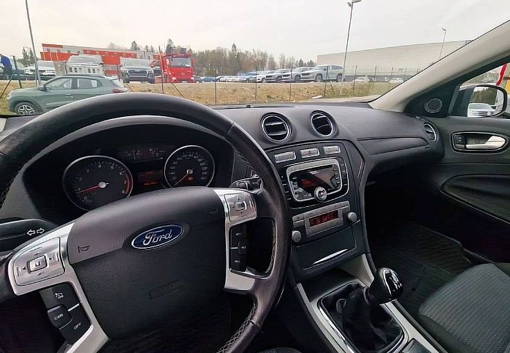 Zunanja slika - Ford Mondeo - 2.0 B 145 KM UREDIMO HITRI KREDIT CCA 10 MIN - 9