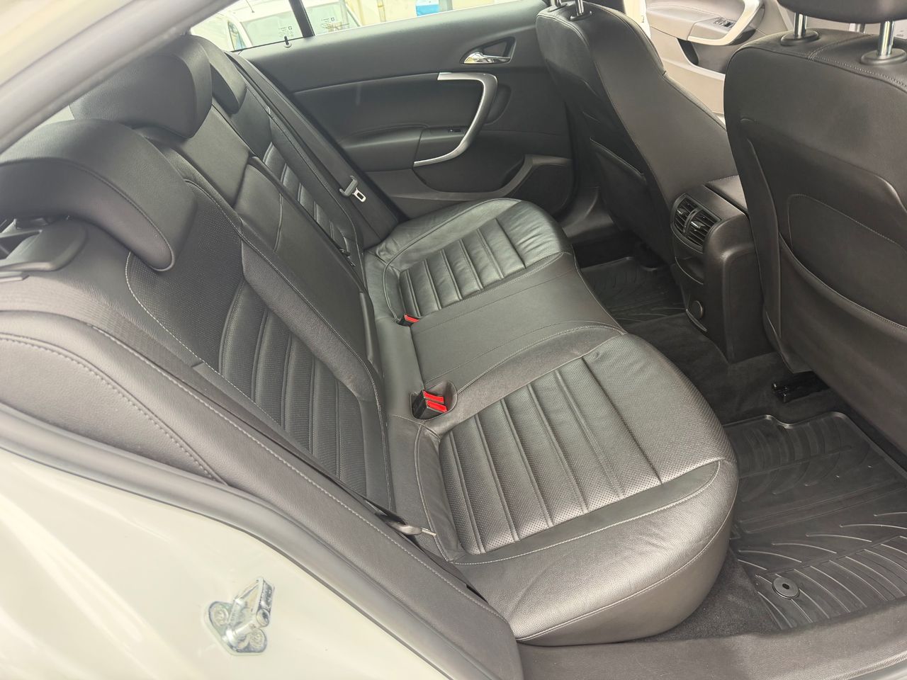 Zunanja slika - Opel Insignia - 2.0CDTI 140PS OPC-LINE SLO ACC BI-XENON KAMERA - 15