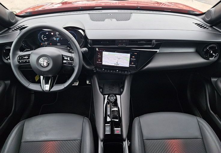 Zunanja slika - Alfa Romeo Junior - 1.2 E-DCT6 MHEV 145 SPECIALE 1. LASTNIK SLOVENSKI - 8