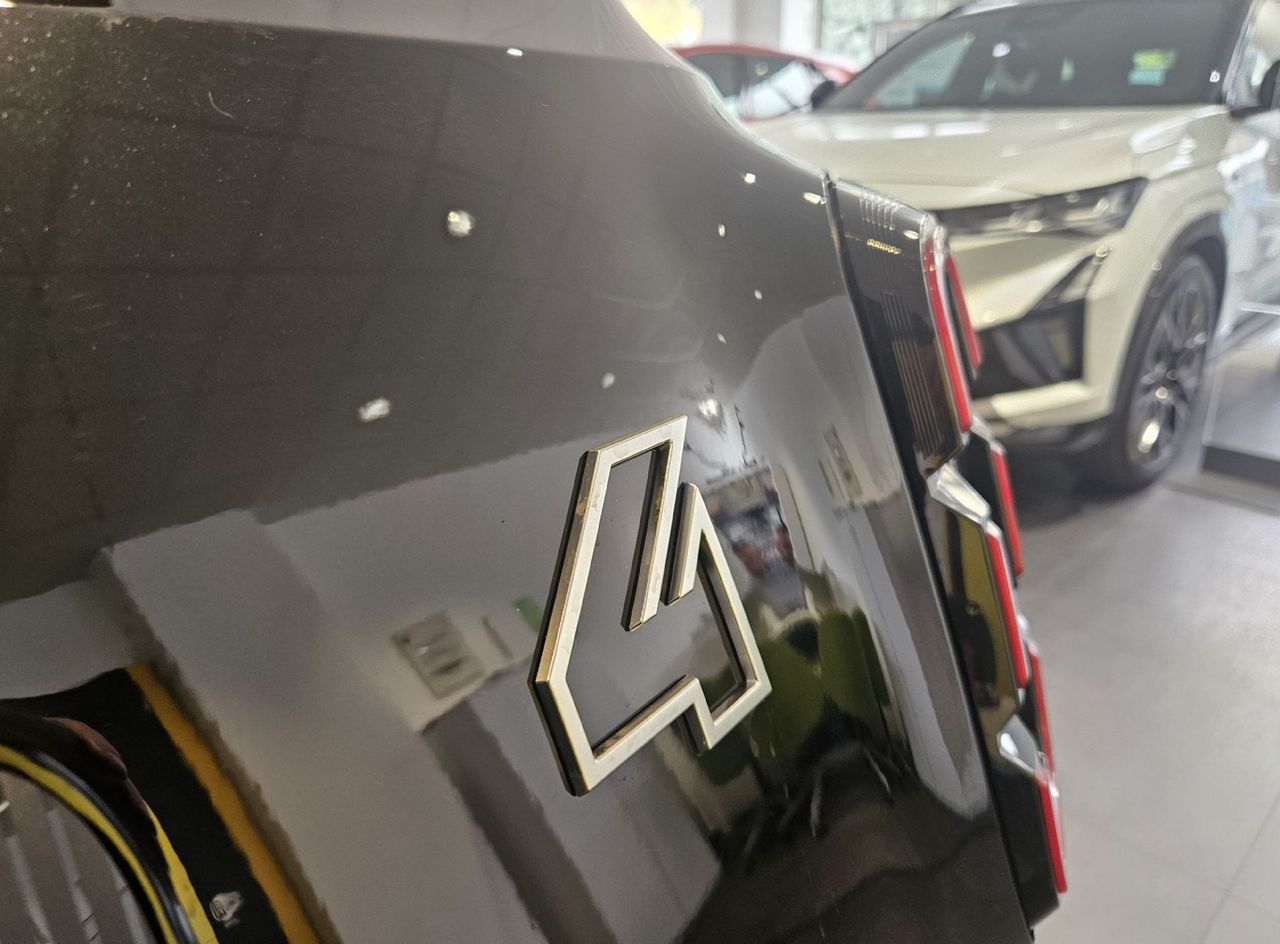 Zunanja slika - Renault 4 E-tech - Evolution EV52 110kW - 8